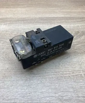 Volkswagen Sharan Coolant fan relay 357919506 898718000