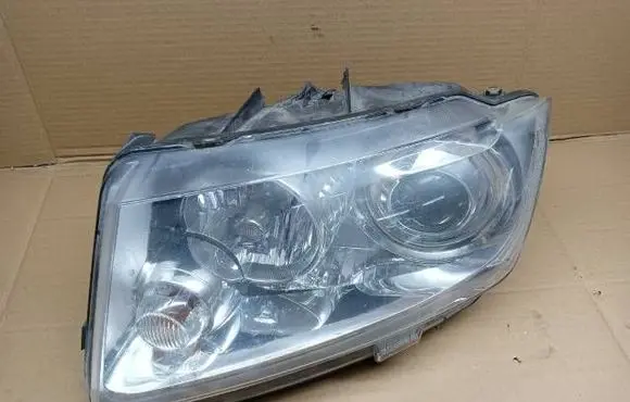 Jeep Grand Cherokee Headlight/headlamp M149687 55079409AJ 315074