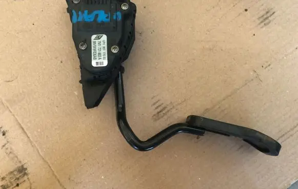 Ford Galaxy Accelerator throttle pedal 7M1721603A