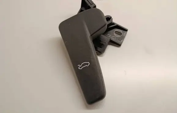 Volkswagen e-Golf Engine bonnet (hood) release handle 