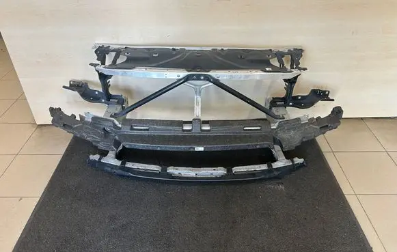 BMW 5 G30 G31 G38 Top upper radiator support slam panel 7409749