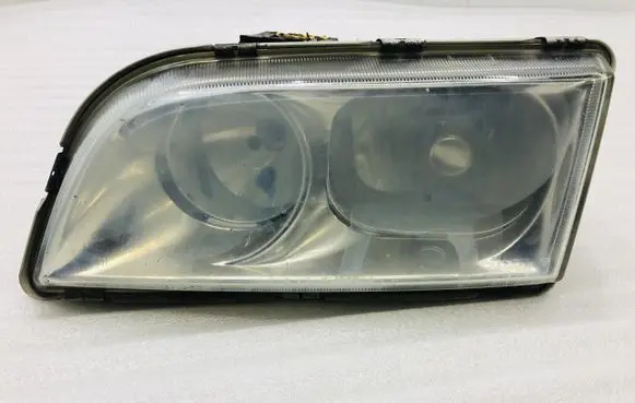 Volvo S40, V40 Headlight/headlamp 1AG008341-05