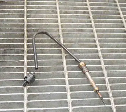 BMW 4 F36 Gran coupe Oil temperature sensor 2656001793 7805607