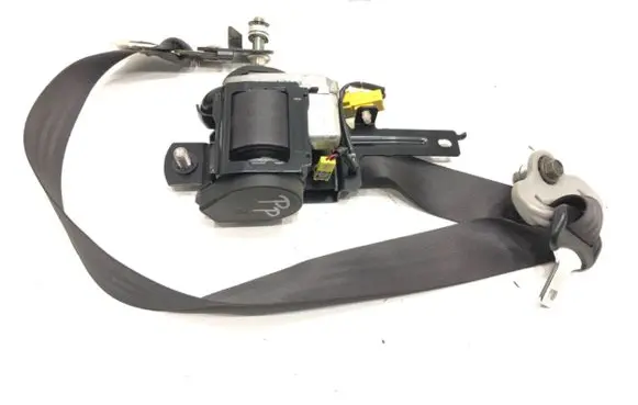 Honda FR-V Front seatbelt