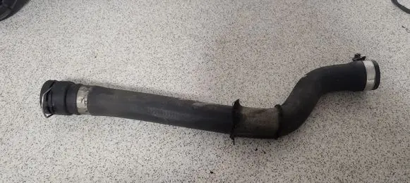 BMW 5 E39 Engine coolant pipe/hose 2247820