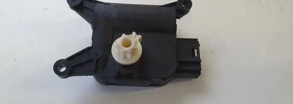 Skoda Superb B6 (3T) A/C air flow flap actuator/motor 