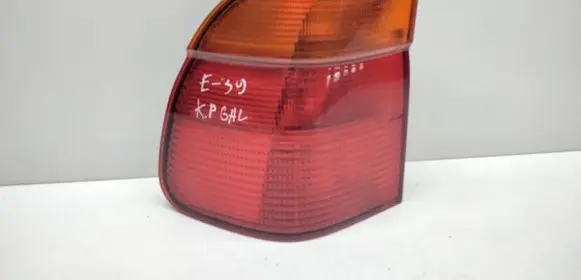 BMW 5 E39 Rear/tail lights 8361671