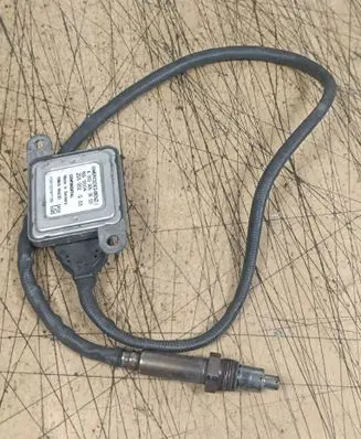 Mercedes-Benz C W204 Lambda probe sensor A0009053603