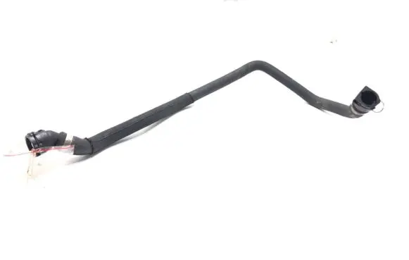 Engine coolant pipe/hose