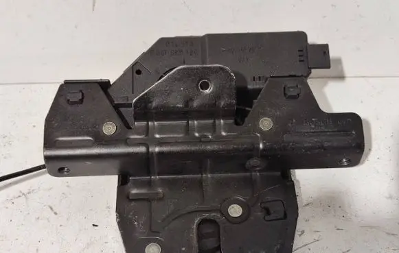 BMW X5 E53 Tailgate/trunk/boot lock/catch/latch 51248408492 8408492