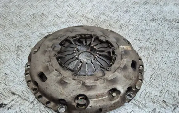 Volvo V70 Pressure plate 30735828