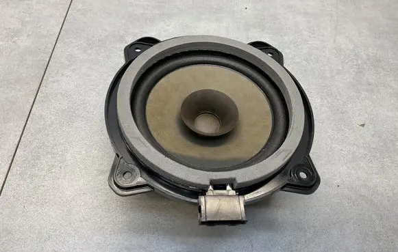 Volkswagen Golf VI Rear door speaker 5K7035710