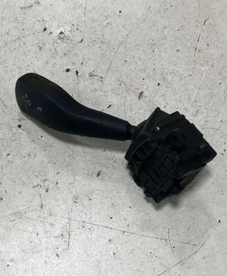 BMW 3 E46 Indicator stalk 8363662