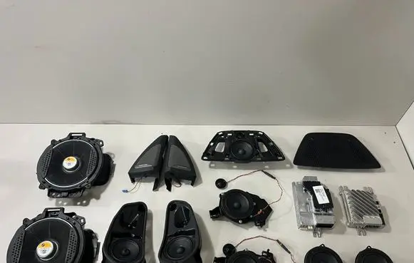 BMW X7 G07 Audio system kit 2622516 6809632