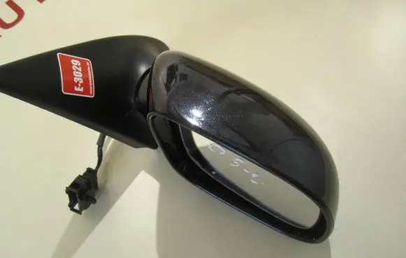 Skoda Fabia Mk1 (6Y) Manual wing mirror 1002112LLR