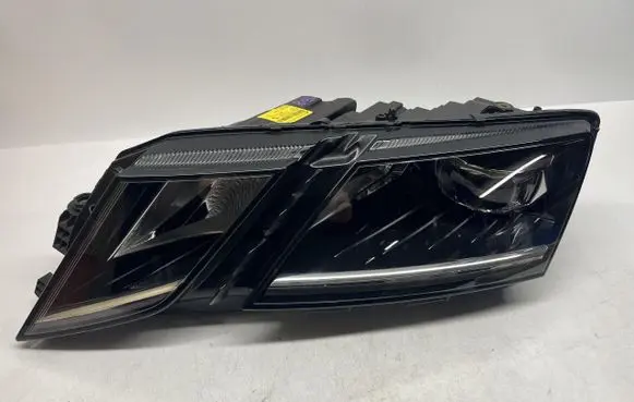 Skoda Octavia Mk1 (1U) Headlight/headlamp 5E1941015E
