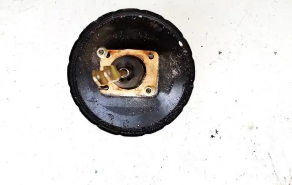 Nissan Navara D22 Brake booster 86401505 3s350