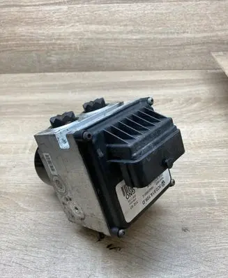 Volkswagen PASSAT B6 ABS Pump 3C0614109D 16431602