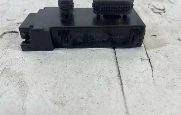 Opel Vectra C Seat control switch 24446719