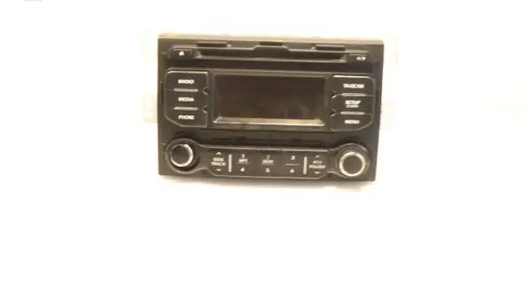 KIA Rio Radio/GPS head unit trim 