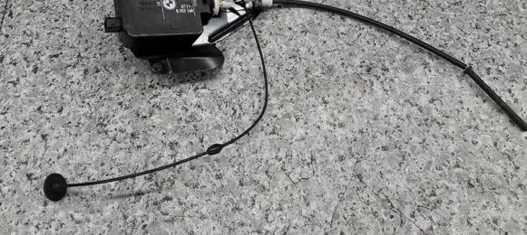 BMW 3 E46 Tailgate strut 
