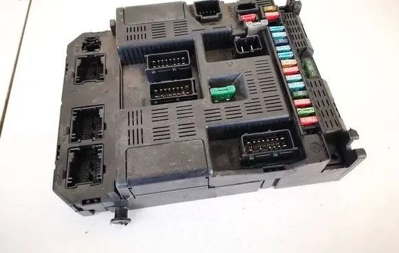 Peugeot 307 Comfort/convenience module 9644098180 9636760580