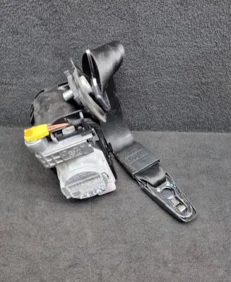 Audi A6 S6 C7 4G Front seatbelt 4G8857706D 4G8857706MV04 4G8857706DV04