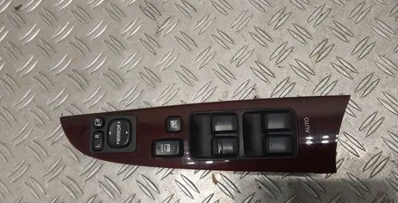 Lexus IS 220D-250-350 Electric window control switch 8404053080