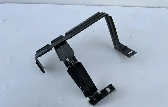 Chevrolet Camaro Battery bracket 84059866