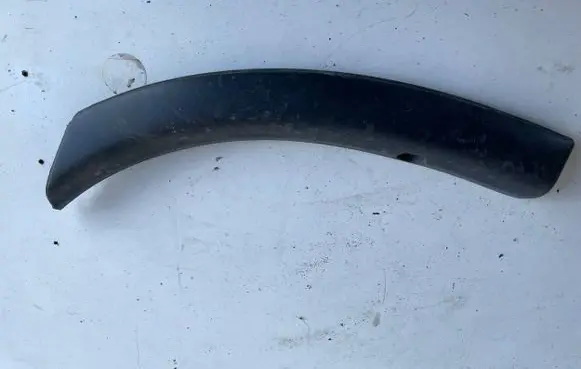 Mitsubishi Outlander Rear arch trim 7407A317