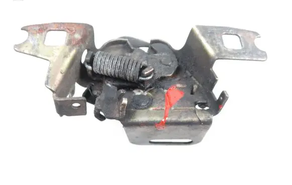Volkswagen Golf III Engine bonnet/hood lock/catch 