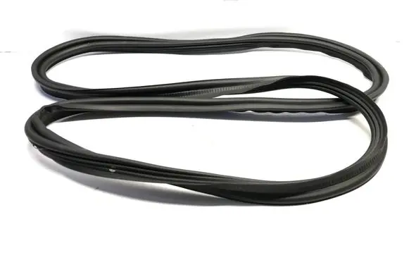 Mercedes-Benz EQE v295 Trunk rubber seal (body) A2957500900