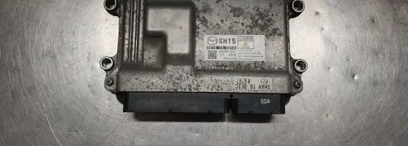 Mazda 6 Engine control unit/module SH1518881A 2757006347
