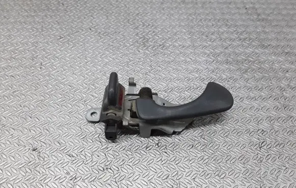 Mitsubishi Pajero Sport I Front door interior handle