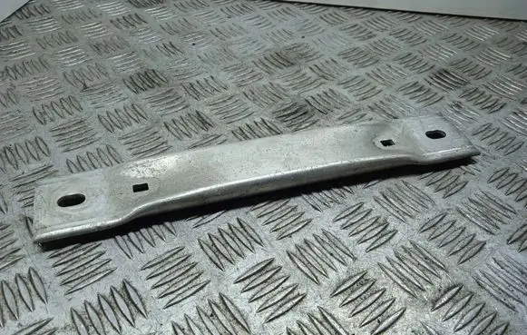 Mercedes-Benz A W176 Engine mounting bracket A2466190025