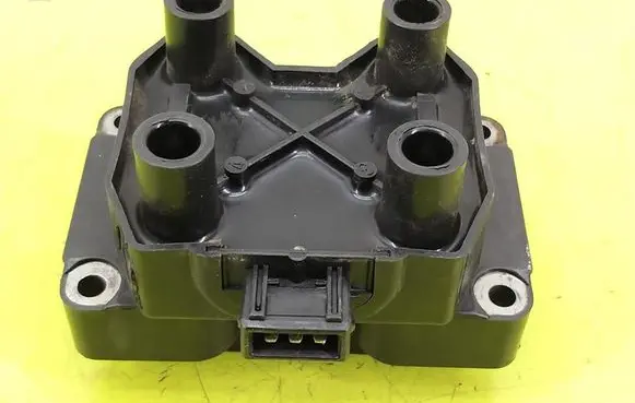 High voltage ignition coil
