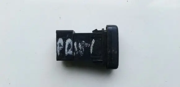 Fog light switch