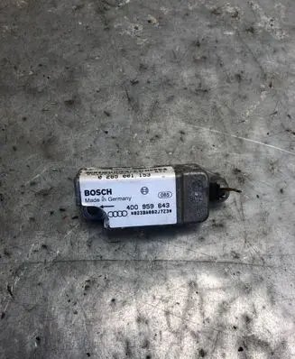 Audi A8 S8 D2 4D Airbag deployment crash/impact sensor 4D0959643