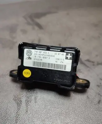 Audi Q7 4L ESP acceleration yaw rate sensor 7H0907652A