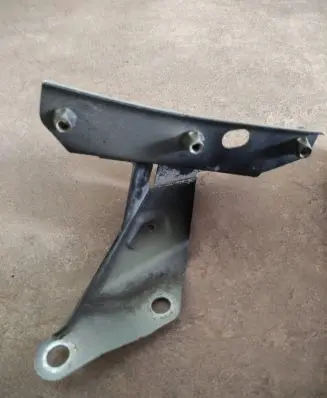 Audi A7 S7 4G Fender mounting bracket 4G8821135C