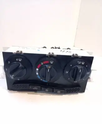 Mercedes-Benz A W168 Climate control unit 1688300485 K112698
