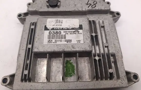 KIA Sportage Engine control unit/module 9001040360KD 3911003256