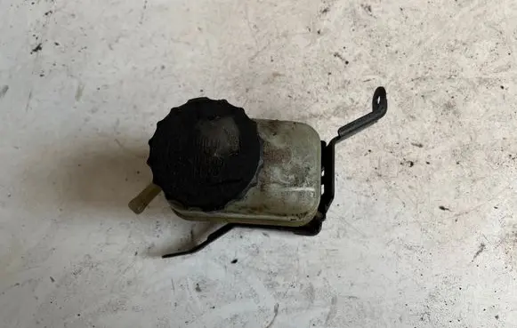Toyota Corolla E100 Power steering fluid tank/reservoir