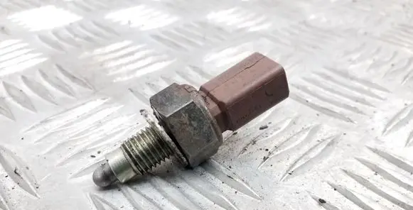 Volkswagen Golf V Reversing light switch sensor 02T945415D