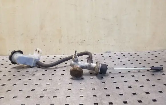 Opel Antara Clutch slave cylinder 
