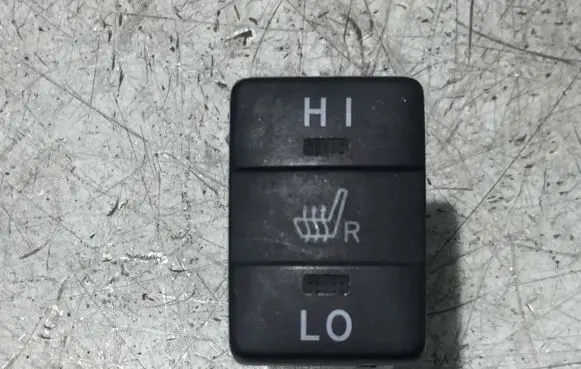 Toyota Auris E180 Seat heating switch 191690
