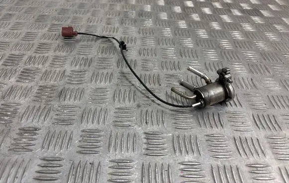 Skoda Octavia Mk4 AdBlue injector 