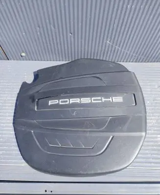 Porsche Macan (95B) Engine cover (trim) 95B103925N