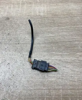 Mercedes-Benz E W211 Plug wire 0015403281