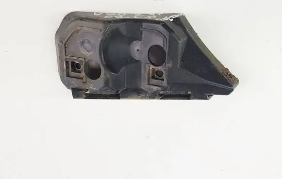 Volvo V50 Front bumper mounting bracket 30655874